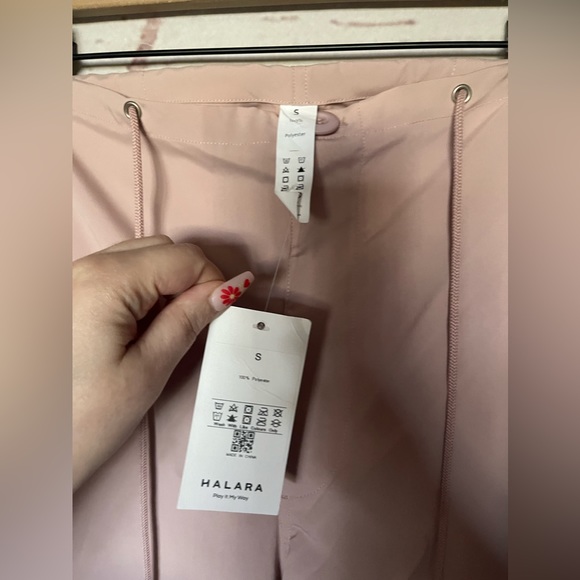 Halara Mid Rise Drawstring Multiple Pockets Casual Cargo Joggers Size Small - Picture 6 of 6